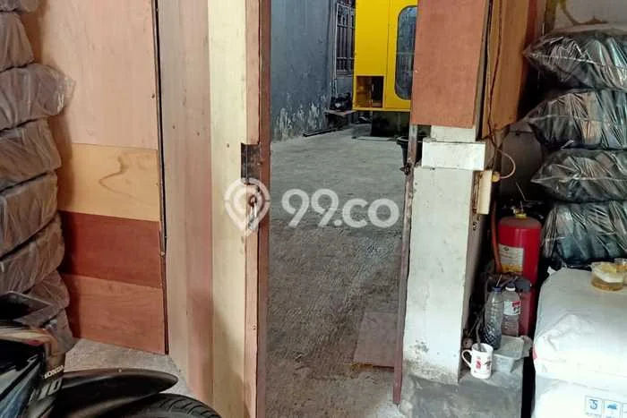 Gudang Premium Kawasan Jelambar, Luas 160m2m², Akses Mainroad, Berkembang Gudang Premium Kawasan Jelambar, Luas 160m2m², Akses Mainroad, Berkembang