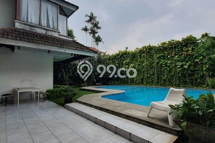 Hunian Mewah LB 800m2 Siap Pakai Desain Elegan di Cipete, Jakarta Selatan Hunian Mewah LB 800m2 Siap Pakai Desain Elegan di Cipete, Jakarta Selatan