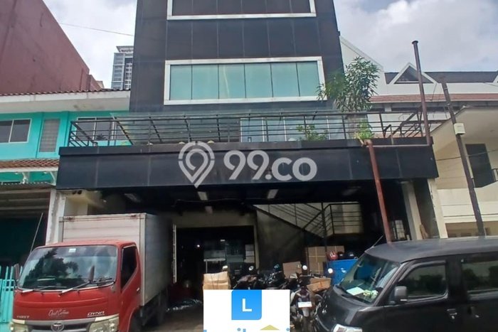 Dijual Komersial di Menteng Jakarta Pusat LT 180m2 / LB 800m2 Dijual Komersial di Menteng Jakarta Pusat LT 180m2 / LB 800m2