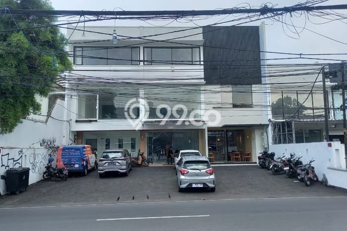 Unit Ruko Dijual di Jakarta Selatan LT 519m2 & LB 423m2 Unit Ruko Dijual di Jakarta Selatan LT 519m2 & LB 423m2
