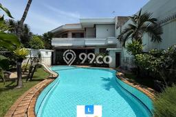 Ready to Use! Premium House LT 914m2 Desain Modern di Pondok Indah Ready to Use! Premium House LT 914m2 Desain Modern di Pondok Indah