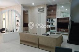 Rumah sewa siap huni 4 KT di Pakuwon CIty, Surabaya Rumah sewa siap huni 4 KT di Pakuwon CIty, Surabaya