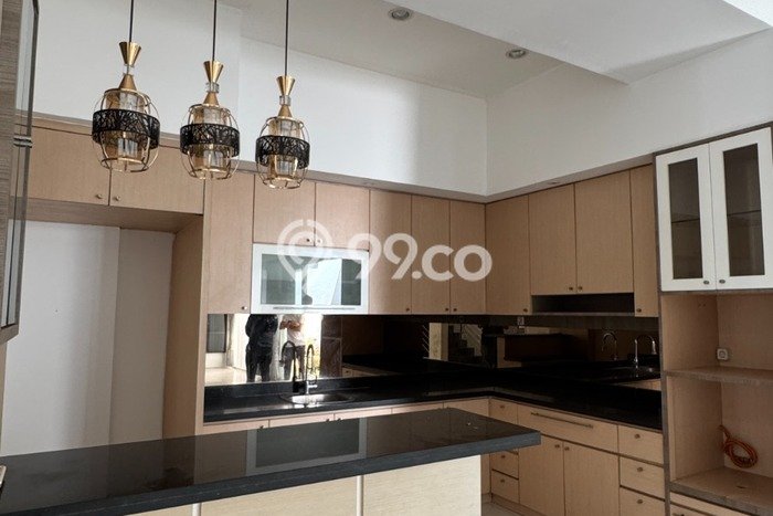 Hunian Mewah Siap Huni LT 240m2 di Mulyorejo, Surabaya Hunian Mewah Siap Huni LT 240m2 di Mulyorejo, Surabaya