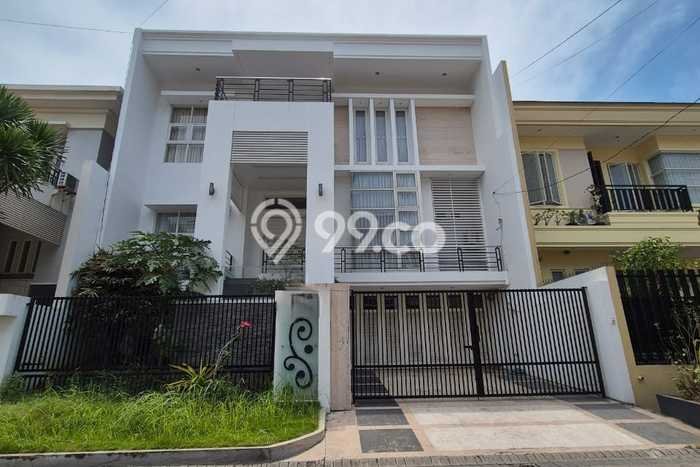Hunian Mewah Siap Huni LT 240m2 di Mulyorejo, Surabaya Hunian Mewah Siap Huni LT 240m2 di Mulyorejo, Surabaya