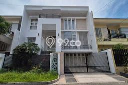 Hunian Mewah Siap Huni LT 240m2 di Mulyorejo, Surabaya Hunian Mewah Siap Huni LT 240m2 di Mulyorejo, Surabaya