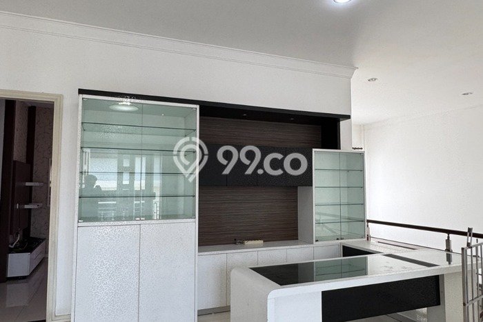 Hunian Mewah Siap Huni LT 240m2 di Mulyorejo, Surabaya Hunian Mewah Siap Huni LT 240m2 di Mulyorejo, Surabaya