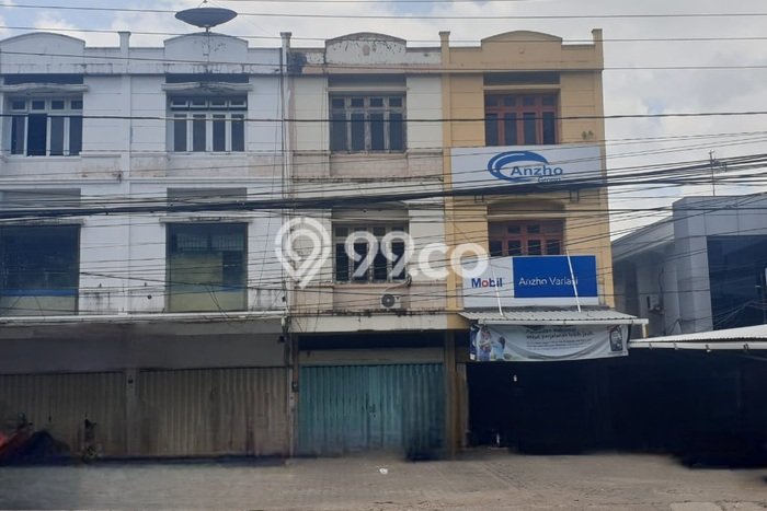 Disewakan Ruko di Kawasan Ramai AP Pettarani Luas 300m2 Disewakan Ruko di Kawasan Ramai AP Pettarani Luas 300m2