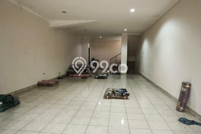Ruko Disewakan Cepat di Andir Bandung LB 300m2 Ruko Disewakan Cepat di Andir Bandung LB 300m2