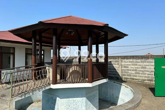 Tanah Disewakan Lokasi Bandung Seluas 1200m2 Strategis dan Aman Tanah Disewakan Lokasi Bandung Seluas 1200m2 Strategis dan Aman