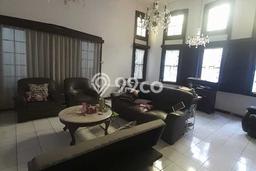Jual Rumah Mewah Elegan Dengan View Eksklusif di Sayap Dago, Bandung Jual Rumah Mewah Elegan Dengan View Eksklusif di Sayap Dago, Bandung