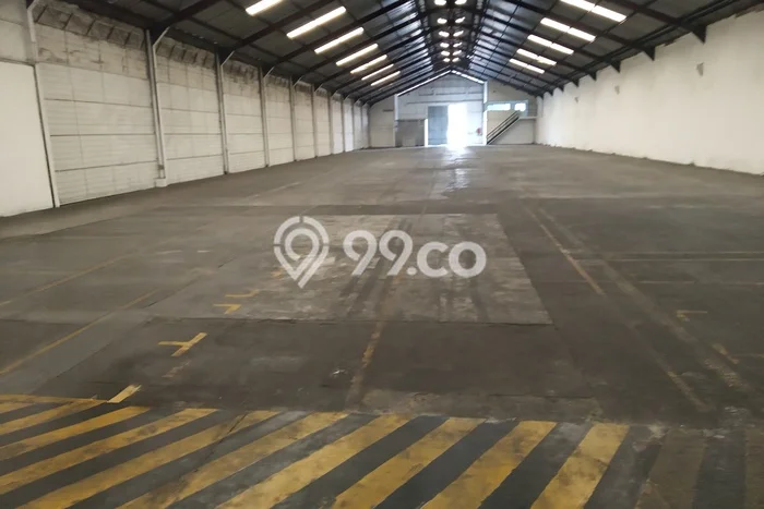 Unit Gudang Paling Strategis di Ciracas Jakarta Timur dengan LB 1800m2 Unit Gudang Paling Strategis di Ciracas Jakarta Timur dengan LB 1800m2