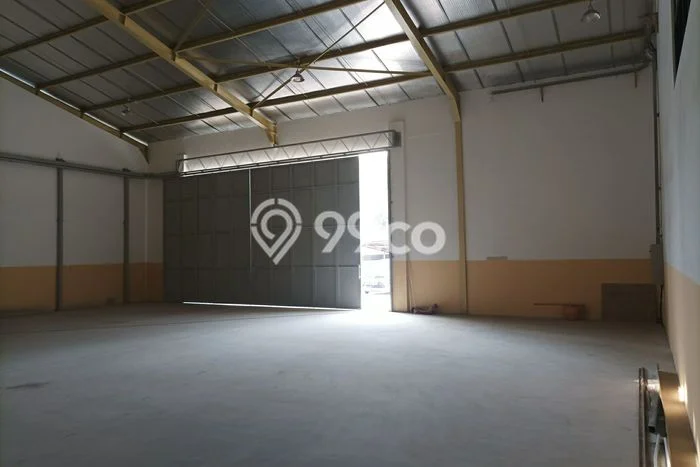 Gudang Disewa di Cakung, Jakarta Timur, LT 10000m2 / LB 3000m2 Gudang Disewa di Cakung, Jakarta Timur, LT 10000m2 / LB 3000m2
