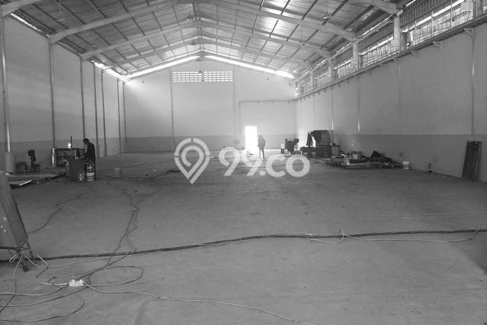 Gudang Disewa di Cakung, Jakarta Timur, LT 1000m2 / LB 1000m2 Gudang Disewa di Cakung, Jakarta Timur, LT 1000m2 / LB 1000m2