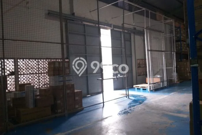Gudang untuk disewa di Pulo Gadung punya LT 432m2 & LB 432m2 harga sewa kompetitif Gudang untuk disewa di Pulo Gadung punya LT 432m2 & LB 432m2 harga sewa kompetitif