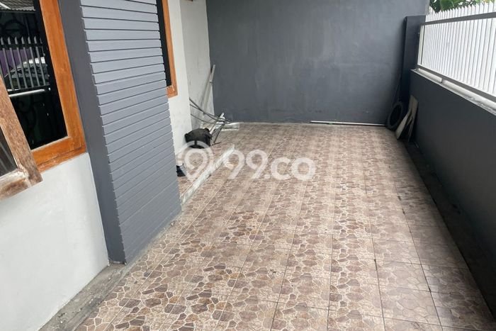 Rumah Modern Minimalis 10 Kamar Bisa Langsung Pindah di Wiyung Rumah Modern Minimalis 10 Kamar Bisa Langsung Pindah di Wiyung