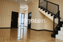 LOKASI PREMIUM! Rumah Berkembang area Rungkut, Luas 87m2m² LB 122m2m² LOKASI PREMIUM! Rumah Berkembang area Rungkut, Luas 87m2m² LB 122m2m²