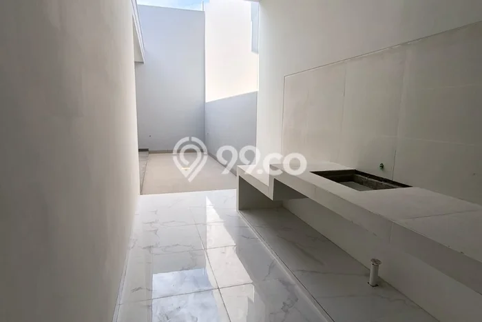 Rumah Strategis Modern Lb 140m2 di Tambaksari, Surabaya Rumah Strategis Modern Lb 140m2 di Tambaksari, Surabaya