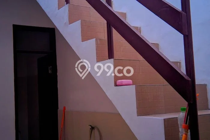 Rumah Strategis Minimalis Lb 100m2 di Rungkut, Surabaya Rumah Strategis Minimalis Lb 100m2 di Rungkut, Surabaya