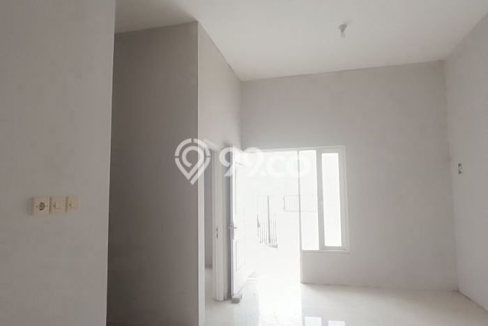 For Sale Hunian Rumah Terawat 3 Kamar di Gununganyar, Surabaya For Sale Hunian Rumah Terawat 3 Kamar di Gununganyar, Surabaya