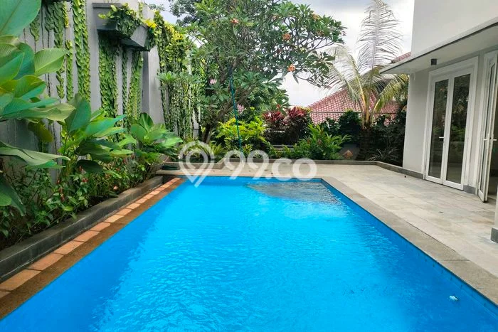 Rumah sewa siap huni 4 Kamar Tidur di Pejaten, Jakarta Selatan Rumah sewa siap huni 4 Kamar Tidur di Pejaten, Jakarta Selatan