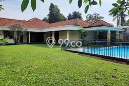 Disewakan Rumah Harga Terjangkau di Kemang Jakarta Selatan dengan 5 Kamar Tidur Disewakan Rumah Harga Terjangkau di Kemang Jakarta Selatan dengan 5 Kamar Tidur