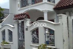 Disewakan Segera Rumah Kondisi Baik di Kawasan Kebayoran Baru, Jakarta Selatan Disewakan Segera Rumah Kondisi Baik di Kawasan Kebayoran Baru, Jakarta Selatan