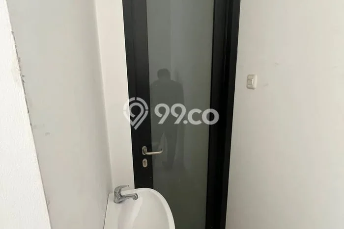 Disewakan Ruko di Kawasan Ramai Puri Indah Luas 100m2 Disewakan Ruko di Kawasan Ramai Puri Indah Luas 100m2