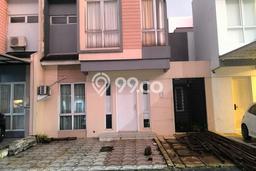 DIJUAL CEPAT! Rumah Siap Huni Lokasi Premium BSD The Icon, Luas 128m² Bangunan 120m² DIJUAL CEPAT! Rumah Siap Huni Lokasi Premium BSD The Icon, Luas 128m² Bangunan 120m²