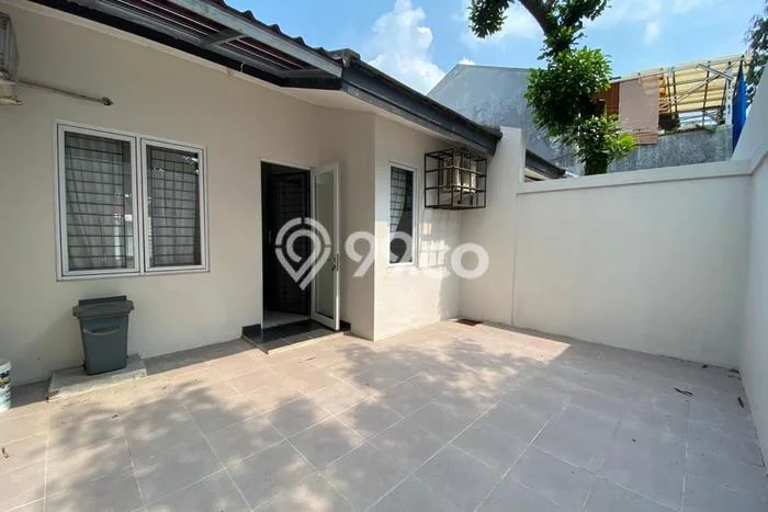 Disewakan Rumah Murah di BSD The Icon Tangerang dengan 2 KT Disewakan Rumah Murah di BSD The Icon Tangerang dengan 2 KT