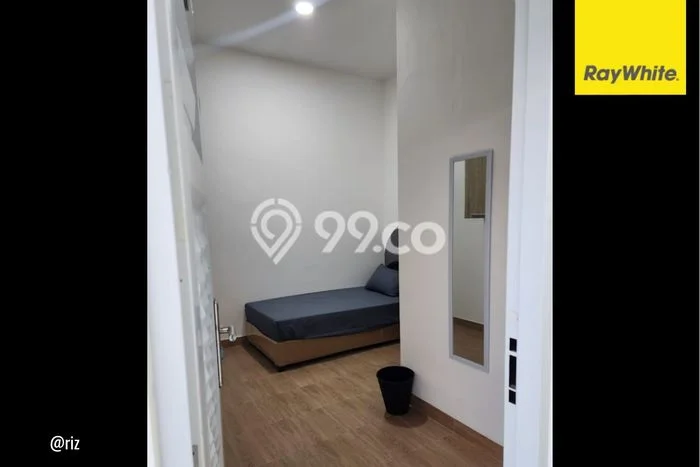 Dijual Segera Rumah Kost di Jababeka, Bekasi 21 Kamar Dijual Segera Rumah Kost di Jababeka, Bekasi 21 Kamar