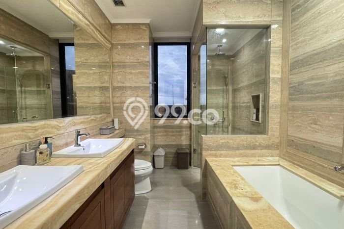 Disewakan Apartemen Paling Dicari di Kuningan, 3 KT, 3 KM, 175m2 Disewakan Apartemen Paling Dicari di Kuningan, 3 KT, 3 KM, 175m2