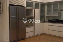 Apartemen Nyaman untuk Disewa, 3 Kamar di Jakarta Selatan Apartemen Nyaman untuk Disewa, 3 Kamar di Jakarta Selatan