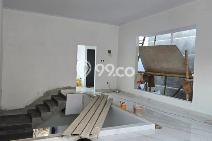 Rumah Elit Modern Tanpa Renovasi di Meruya Jakarta Barat Rumah Elit Modern Tanpa Renovasi di Meruya Jakarta Barat