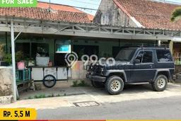 Rumah Eksklusif Siap Huni LT 300m2 di Depok, Sleman Rumah Eksklusif Siap Huni LT 300m2 di Depok, Sleman