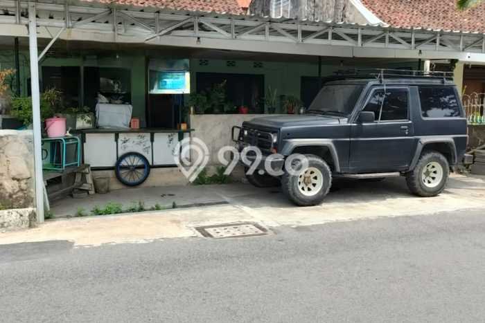 Rumah Eksklusif Siap Huni LT 300m2 di Depok, Sleman Rumah Eksklusif Siap Huni LT 300m2 di Depok, Sleman