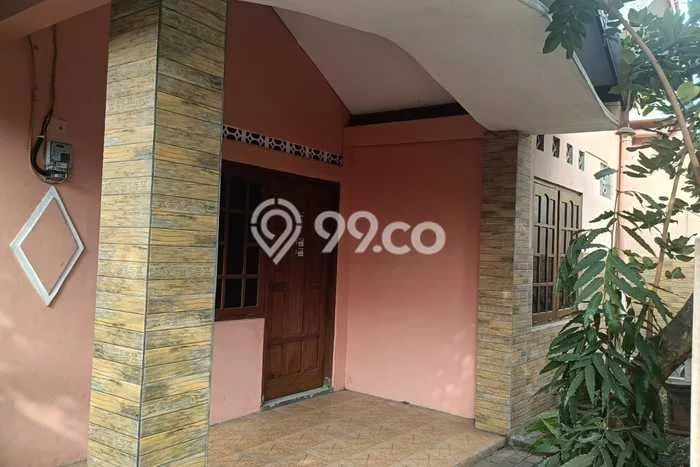 Rumah Kost untuk Dijual di Maguwoharjo Punya 15 Kamar Rumah Kost untuk Dijual di Maguwoharjo Punya 15 Kamar