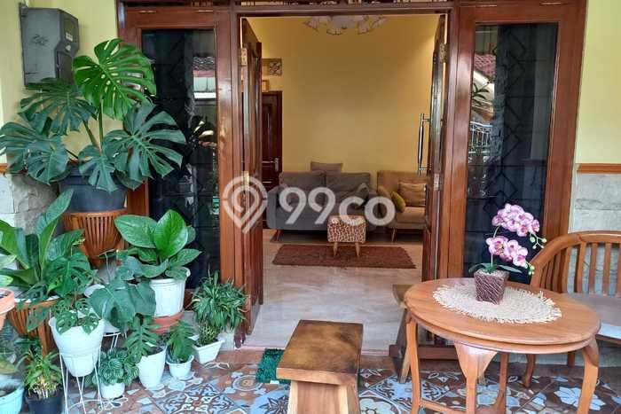 Rumah Strategis Minimalis Lb 220m2 di Depok, Sleman Rumah Strategis Minimalis Lb 220m2 di Depok, Sleman