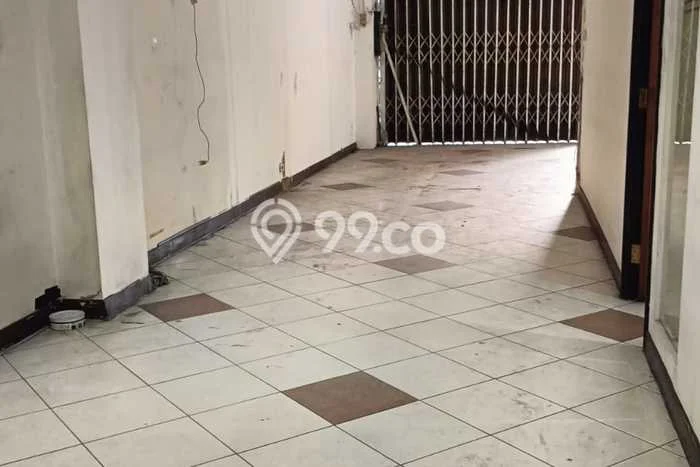 Ruko disewakan lokasi strategis Mlati Sleman 540m2 Ruko disewakan lokasi strategis Mlati Sleman 540m2