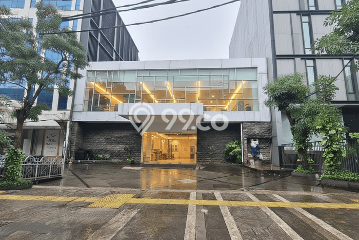 Area Ramai! Ruko Dijual di Kebayoran Baru untuk Bisnis Luas Bangunan 420m2 Area Ramai! Ruko Dijual di Kebayoran Baru untuk Bisnis Luas Bangunan 420m2
