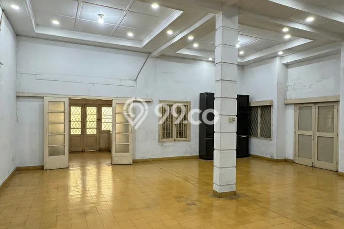 Disewakan Rumah Nyaman di Kebayoran Baru Harga Rp 1,5 Miliar/ Tahun Disewakan Rumah Nyaman di Kebayoran Baru Harga Rp 1,5 Miliar/ Tahun