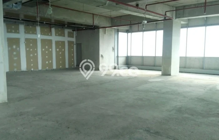 Unit Kantor Disewakan di Alam Sutera di Area Ramai & Strategis Unit Kantor Disewakan di Alam Sutera di Area Ramai & Strategis