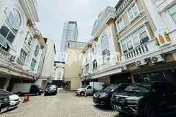 Unit Ruko Dijual di Tebet Jakarta Selatan Luas Tanah 63m2, Luas Bangunan 238m2 Unit Ruko Dijual di Tebet Jakarta Selatan Luas Tanah 63m2, Luas Bangunan 238m2
