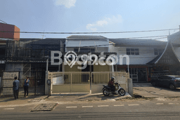 Ruko untuk Disewa di Pusat Jakarta Barat Luas Bangunan 437m2 Ruko untuk Disewa di Pusat Jakarta Barat Luas Bangunan 437m2