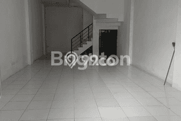 Ruko Disewa di Jakarta Barat dengan LB 220m2 Area Komersial Ramai Ruko Disewa di Jakarta Barat dengan LB 220m2 Area Komersial Ramai