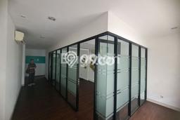 Ruko untuk Disewa di Pusat Jakarta Pusat Luas Bangunan 180m2 Ruko untuk Disewa di Pusat Jakarta Pusat Luas Bangunan 180m2