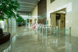 Kantor Disewa di Tangerang dengan LB 359m2 Area Komersial Ramai Kantor Disewa di Tangerang dengan LB 359m2 Area Komersial Ramai