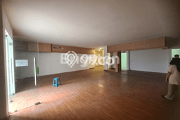 Disewakan Ruko di Kawasan Ramai Gandaria Luas 250m2 Disewakan Ruko di Kawasan Ramai Gandaria Luas 250m2