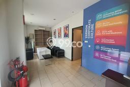 Disewakan Ruko di Kawasan Ramai Patal Senayan Luas 600m2 Disewakan Ruko di Kawasan Ramai Patal Senayan Luas 600m2