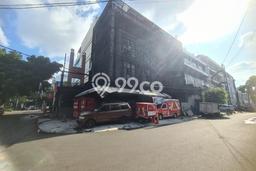 Ruko Disewa di Jakarta Selatan dengan LB 1000m2 Area Komersial Ramai Ruko Disewa di Jakarta Selatan dengan LB 1000m2 Area Komersial Ramai