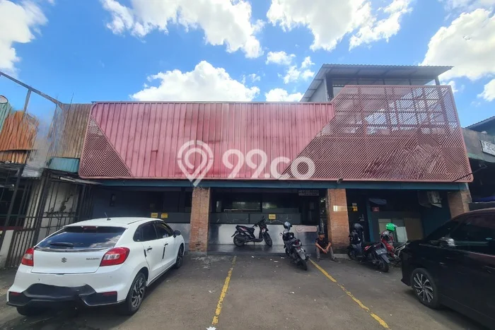 Disewakan Ruko di Pusat Kota Jakarta Selatan Ramai Strategis Disewakan Ruko di Pusat Kota Jakarta Selatan Ramai Strategis